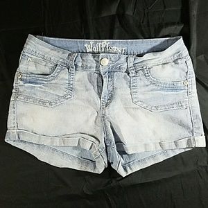 Wallflower Shorts